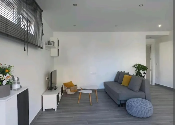 Crypsso E Iris * O Grove